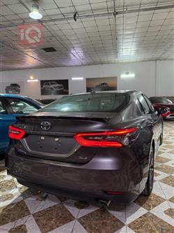 تۆیۆتا کامری